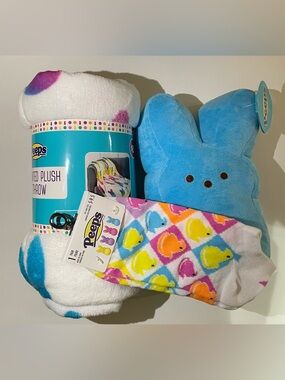 Peeps Multicolor Plush Throw Blanket 50 x 60 in, Peeps plush and 1pair of socks